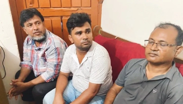 শ্যামনগরে চাঁদাবাজি